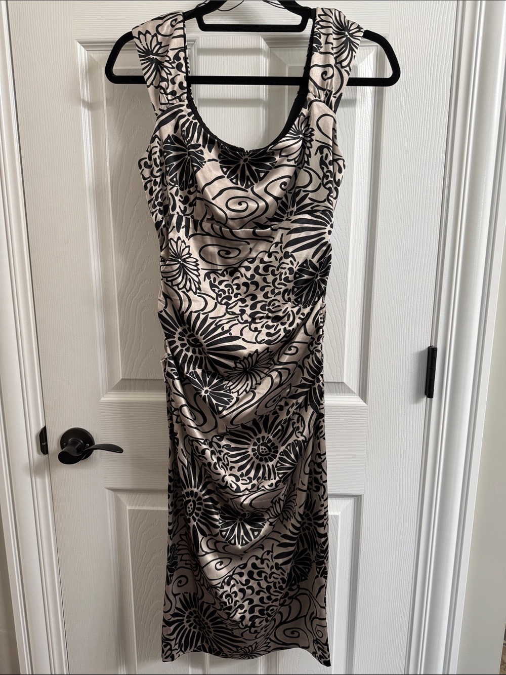 London Times Cream and Black Floral Midi Dress